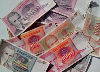 Global Inflation Watch: Central Bank Policy Shifts